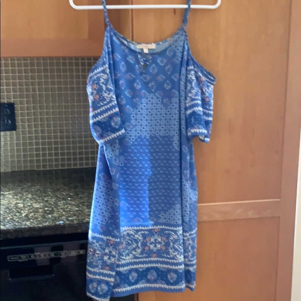 Skies Are Blue Cold Shoulder adjustable Straps